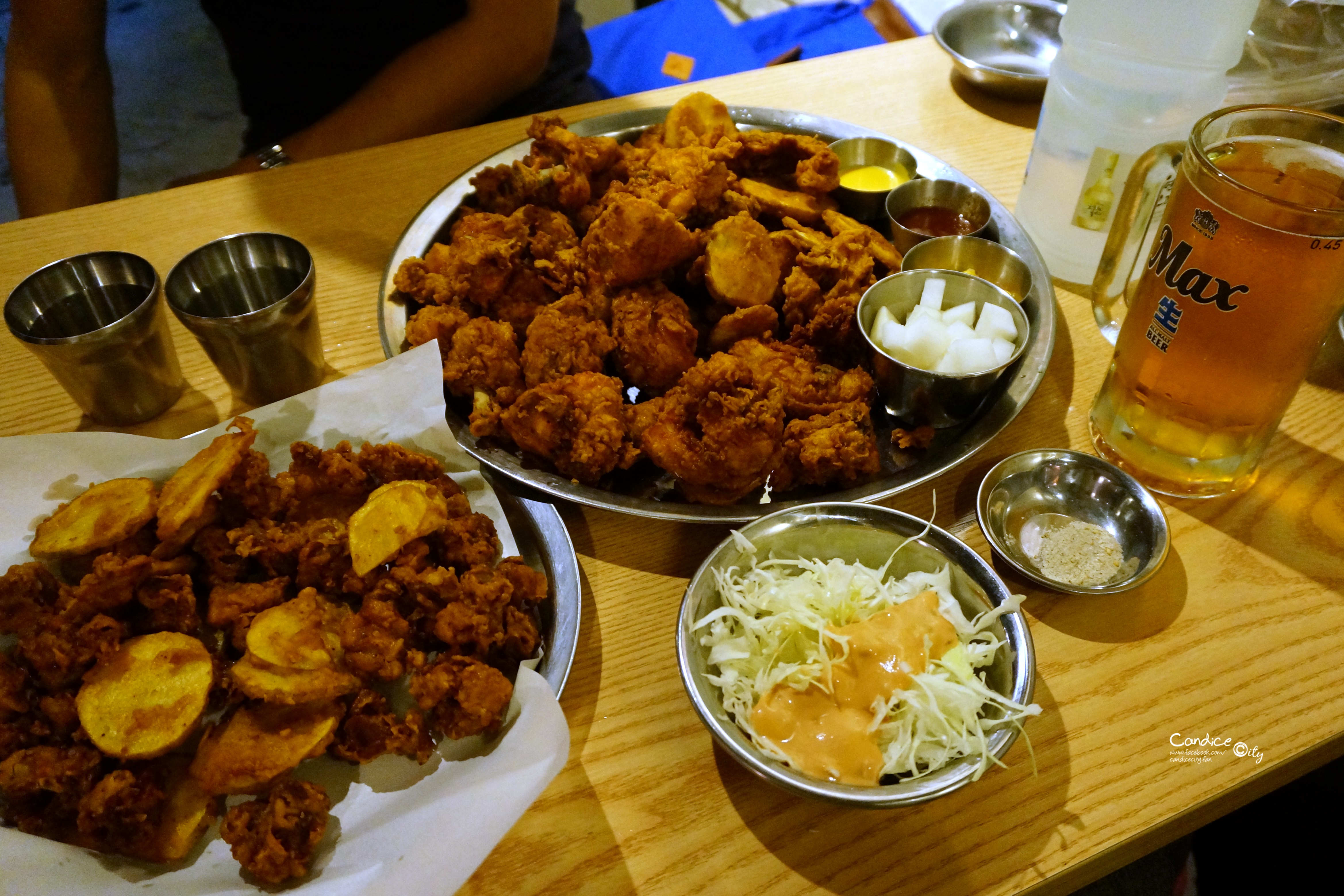 釜山美食&hearts;海雲台深夜炸雞 在地人必吃隱藏美食&amp;超市掃貨去! @陳小沁の吃喝玩樂