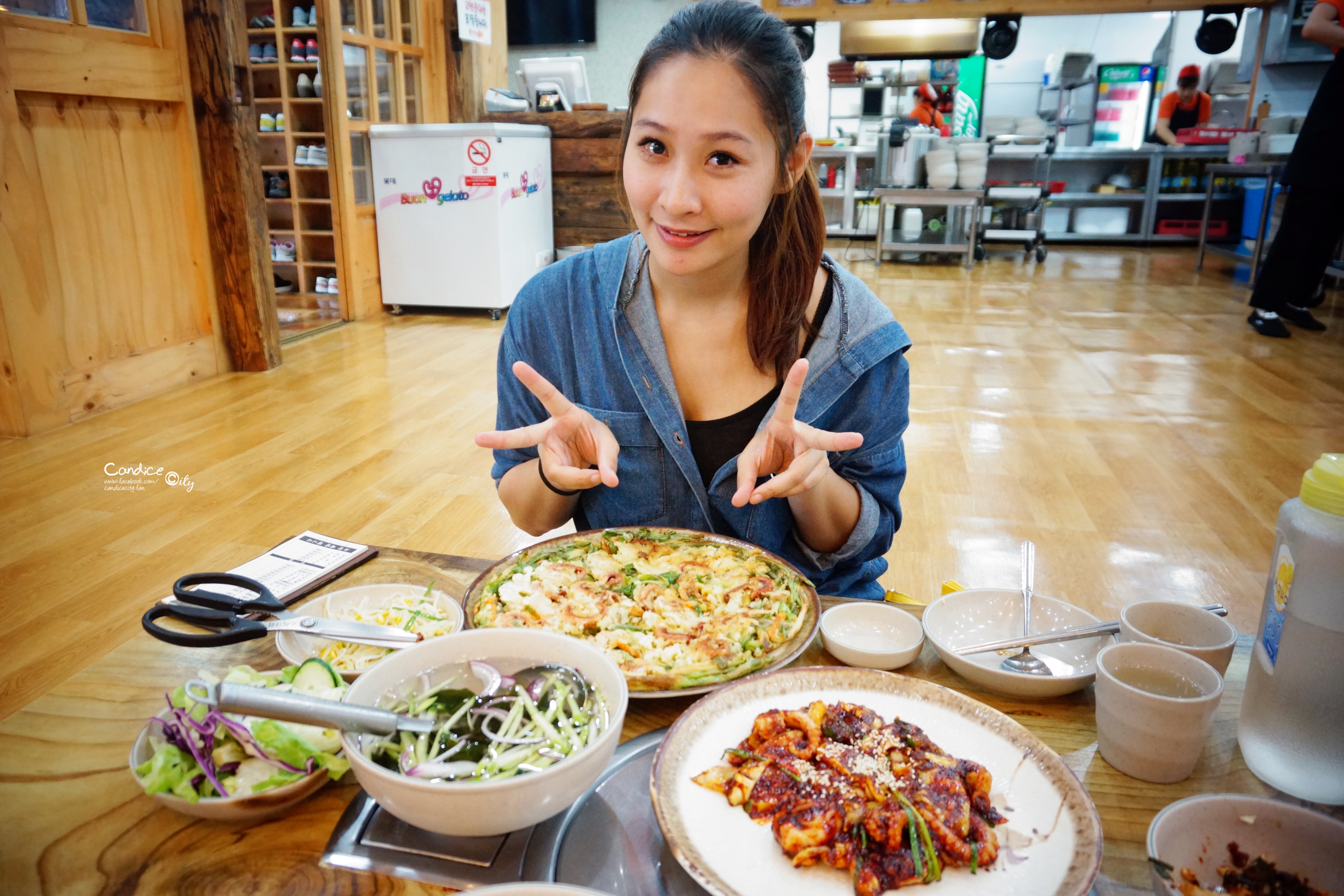 釜山美食&hearts;善良章魚 釜山必吃美食超厚章魚煎餅 拌飯超美味! @陳小沁の吃喝玩樂