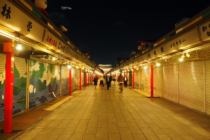 【東京景點】穿和服逛雷門,淺草寺,仲見世通!東京景點必訪!雷門夜景好美!