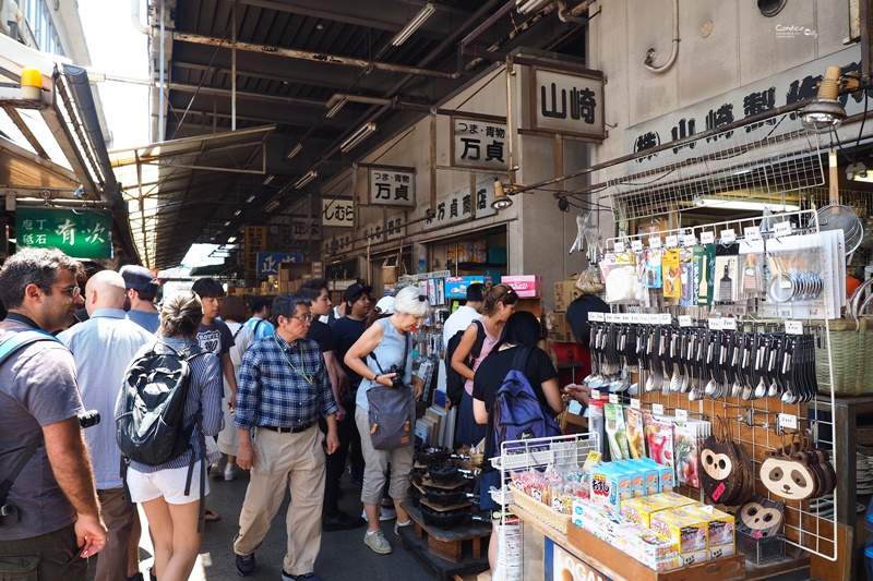 【東京景點】築地市場 東京必訪!美食多,築地市場乾淨整齊很好逛!