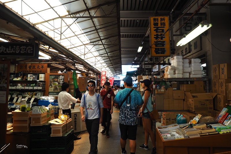 【東京景點】築地市場 東京必訪!美食多,築地市場乾淨整齊很好逛!