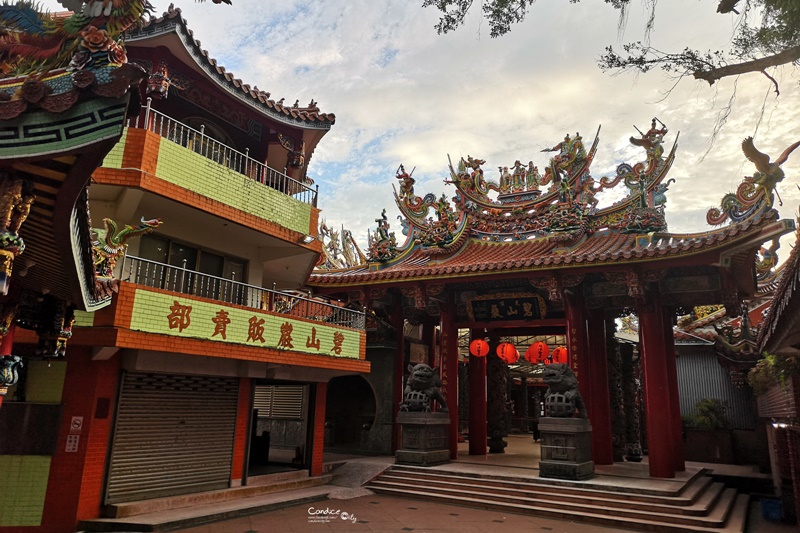 【內湖一日遊】白石湖吊橋,碧山巖風景,草莓園,737美食晚餐!完美約會行程(內湖景點推薦)