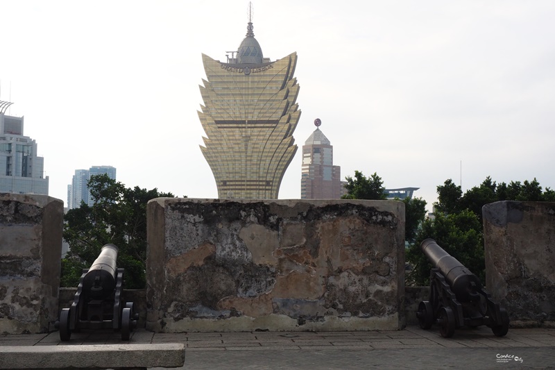 《澳門景點》大砲台花園(澳門博物館)大三巴牌坊旁,澳門必去景點!風景超美!