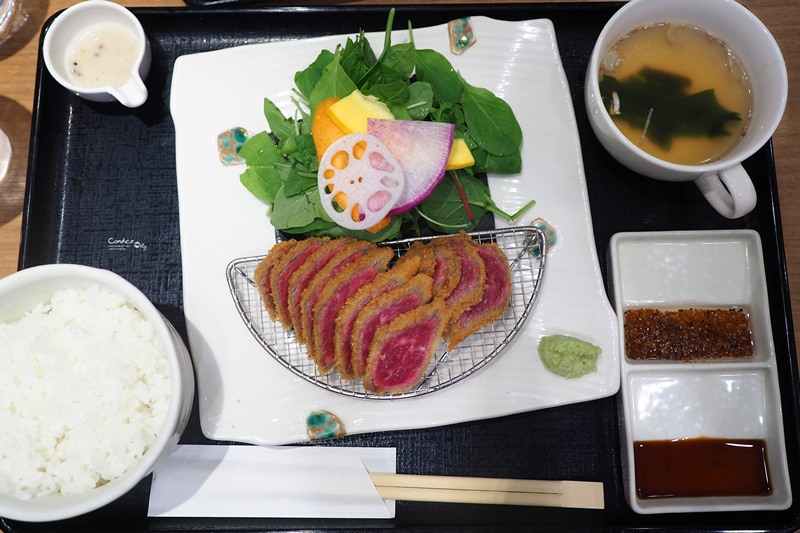 《東京美食》牛かつあおな炸牛排,上野美食推薦,平價黑毛和牛炸牛排!