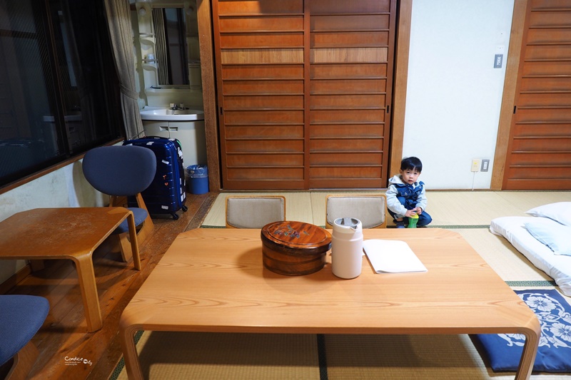 榎屋旅館｜由布院住宿推薦,超熱鬧湯之坪內!地點超讚,溫泉超棒!便宜住宿!