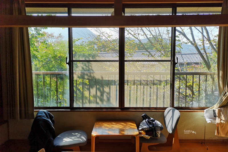 榎屋旅館｜由布院住宿推薦,超熱鬧湯之坪內!地點超讚,溫泉超棒!便宜住宿!