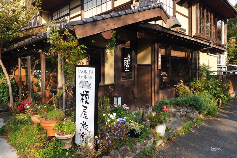 榎屋旅館｜由布院住宿推薦,超熱鬧湯之坪內!地點超讚,溫泉超棒!便宜住宿!