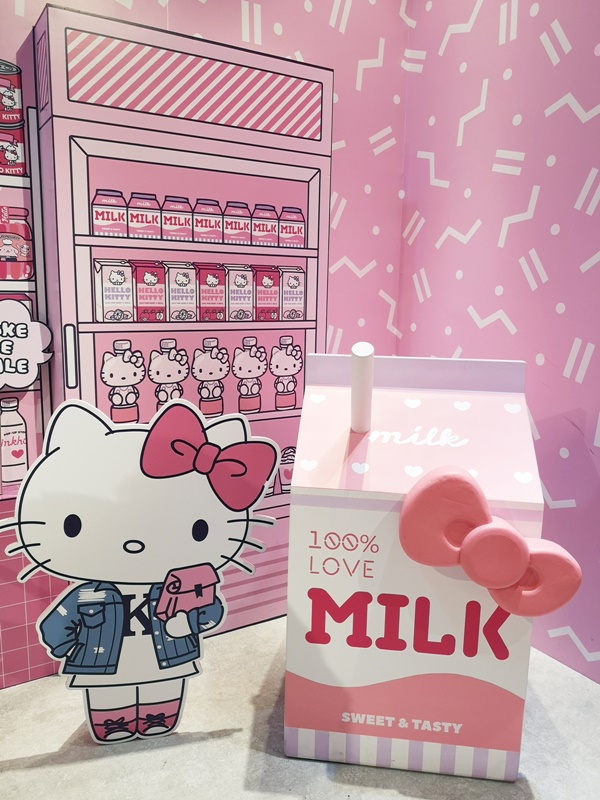 粉紅閨蜜期間限定店｜華山免費展覽!滿滿粉紅色,Hello Kitty,美樂蒂,大耳狗,超好拍IG打卡粉色天地!