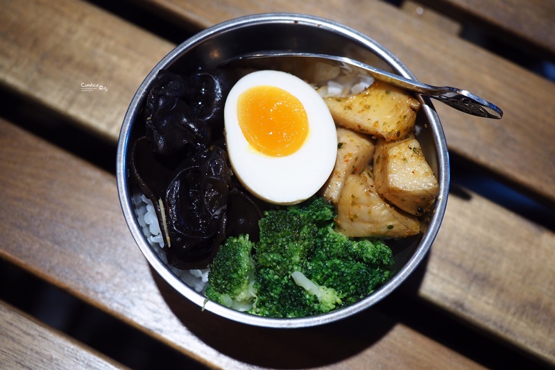 初牛 江南店｜內湖美食,超好吃的牛排丼(含菜單)