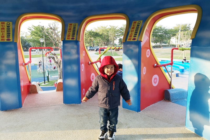 貓裏喵親子公園｜苗栗超新公園,八爪章魚溜滑梯公園好好玩!地址交通公園心得!