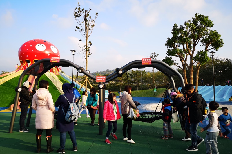 貓裏喵親子公園｜苗栗超新公園,八爪章魚溜滑梯公園好好玩!地址交通公園心得!