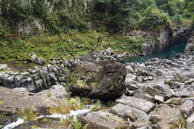 高千穗峽｜神話夢幻九州必去景點!高千穗峽自駕交通划船攻略,真名井瀑布美番!