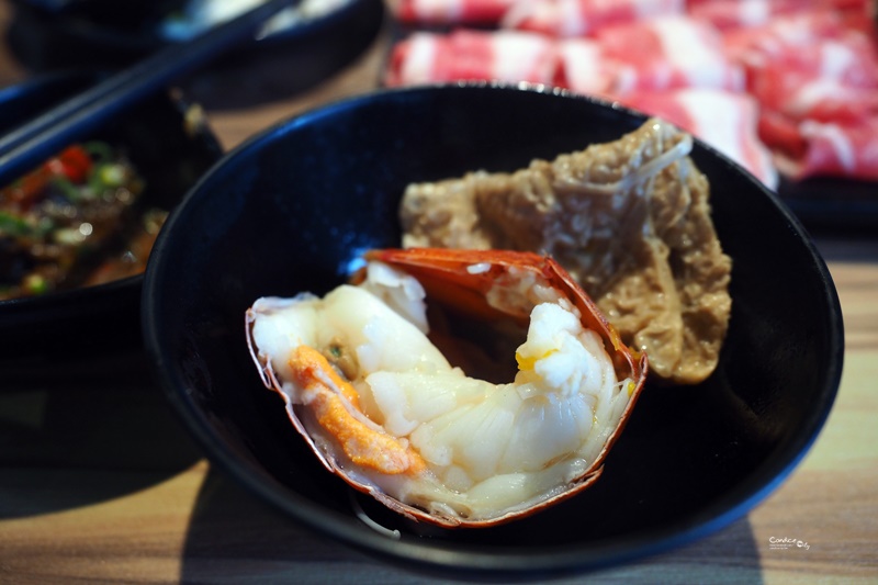 鍋台銘火鍋｜超彭湃海鮮肉肉大餐!吃得超過癮,雙人套餐線上訂位更優惠(東區美食)