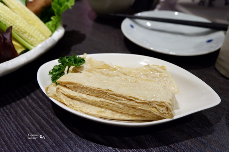 朕店麻辣鍋｜東區麻辣鍋/台北麻辣鍋/國父紀念館火鍋