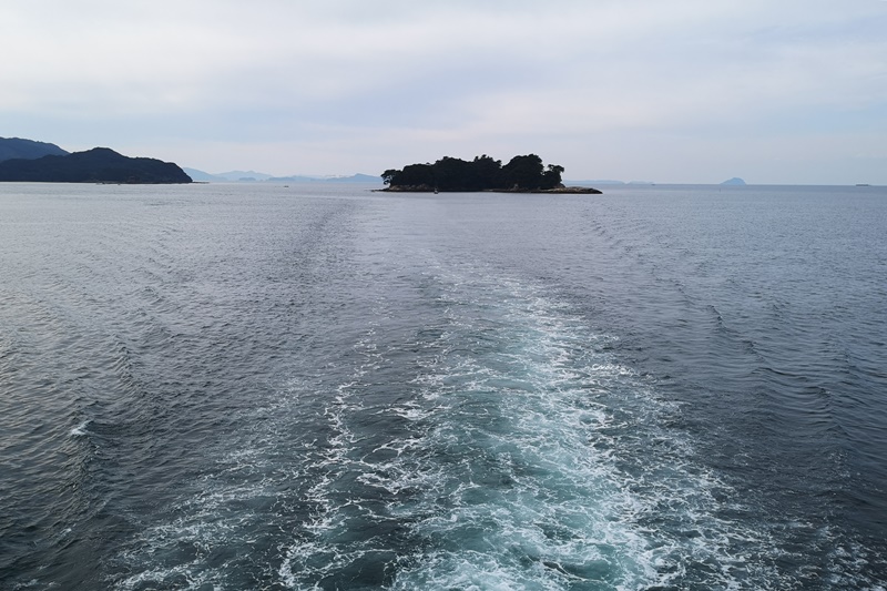 九十九島遊覧船｜私心最愛的景點,海盜船/珍珠皇后號乘風破浪,優游海中小島!