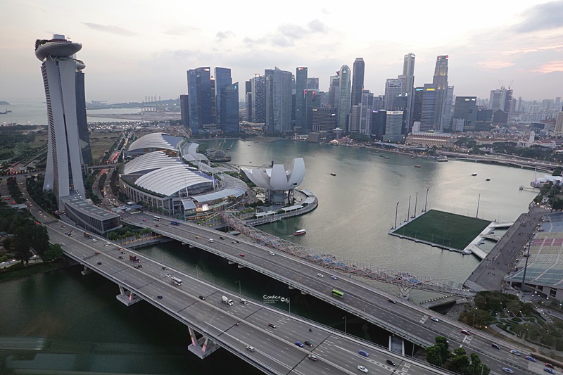 新加坡摩天輪 Singapore Flyer｜超美夕陽,夜景還可用餐!先買門票票價最便宜!