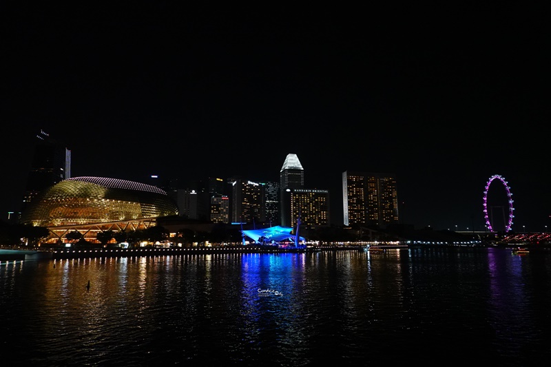 新加坡燈光秀｜ 魚尾獅公園欣賞金沙酒店燈光秀,免費必看夜景水舞秀!時間/地點位置攻略分享