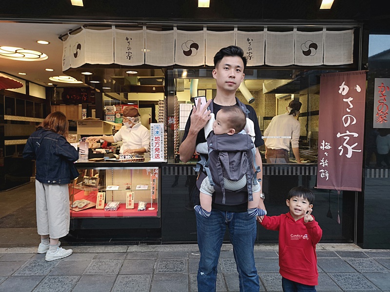 太宰府天滿宮｜表參道商店街吃美食,星巴克超美,還有必吃梅枝餅!停車位置分享