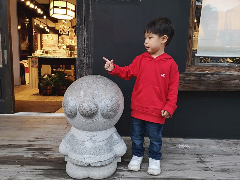 太宰府天滿宮｜表參道商店街吃美食,星巴克超美,還有必吃梅枝餅!停車位置分享