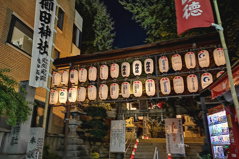 櫛田神社｜值得走走參拜的神社,還有神燈,晚上拍照超美!