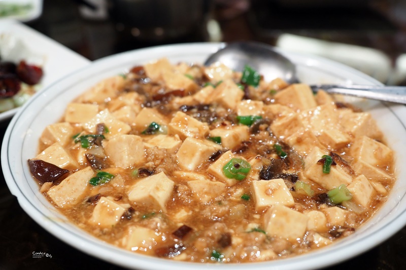 驥園川菜餐廳｜台北第一好喝雞湯,燉12小時老母雞湯!東區美食(含菜單)