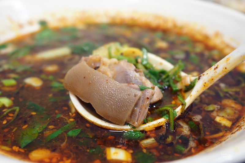 秦風陝西食味坊｜道地陝西油潑麵,羊肉湯,水盆羊肉(東區美食)