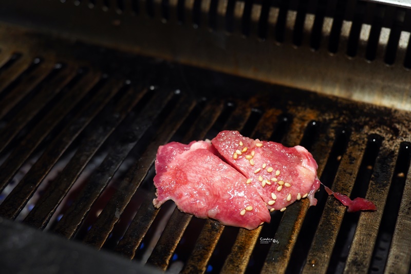 松阪牛 燒肉M｜吃了回不去的美味和牛燒肉,大阪難波心齋橋燒肉推薦!