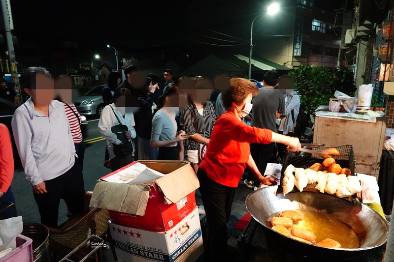 斗南炸饅頭｜雲林宵夜早餐必吃雲林炸饅頭!起司煉乳超好吃!