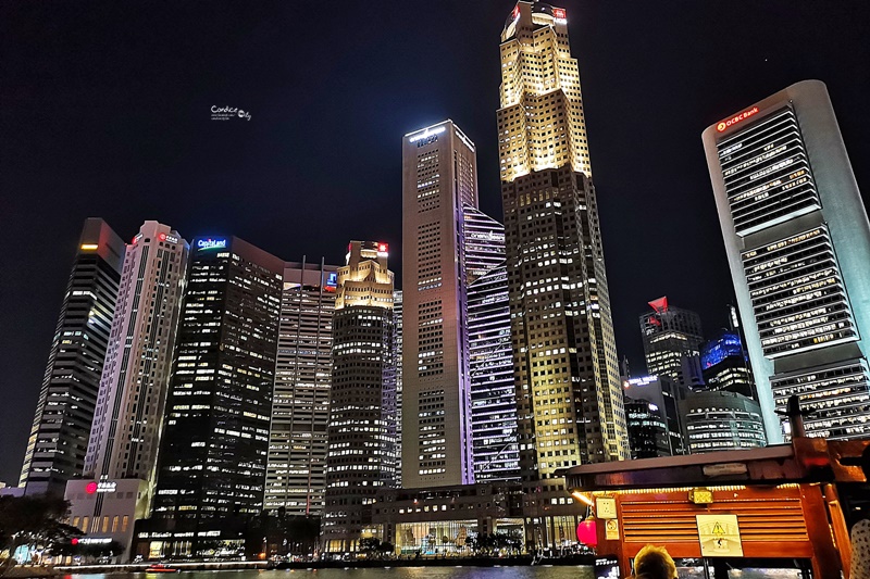 克拉碼頭遊船｜超震撼夜景,行駛摩天大樓旁,一秒愛上新加坡的新加坡景點推薦