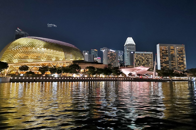 克拉碼頭遊船｜超震撼夜景,行駛摩天大樓旁,一秒愛上新加坡的新加坡景點推薦