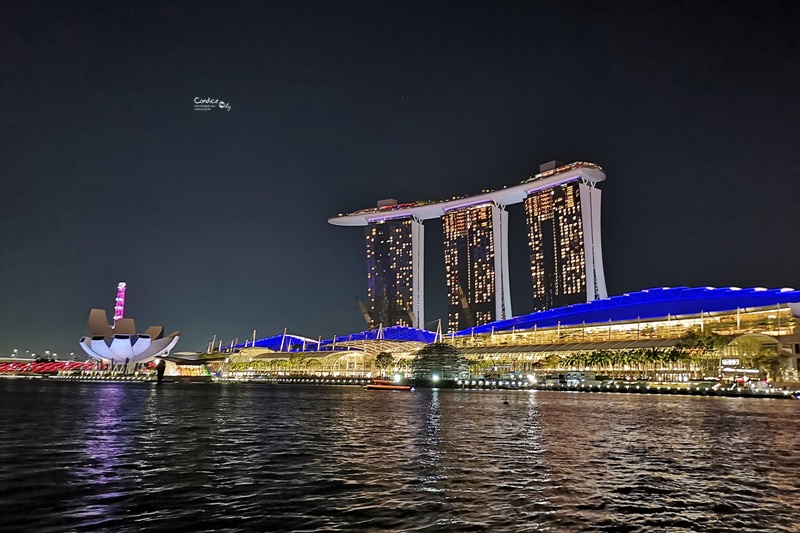 克拉碼頭遊船｜超震撼夜景,行駛摩天大樓旁,一秒愛上新加坡的新加坡景點推薦