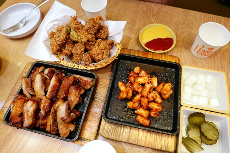 蕩蕩炸雞｜濟州島有名炸雞,超夯鐵板烤雞,鐵板辣年糕超好吃(蓮洞美食) @陳小沁の吃喝玩樂