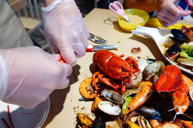 Big Pier 大碼頭美式手抓海鮮餐廳 桃園華泰店｜大口吃龍蝦手抓海鮮超過癮!