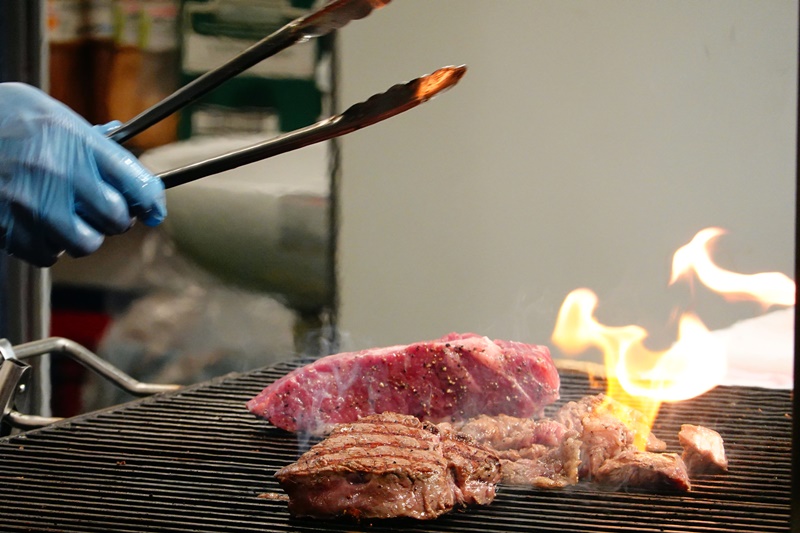 Ikinari Steak Taiwan｜超人氣日本牛排開到南港CITYLINK囉!價位比日本低,更好吃喔!