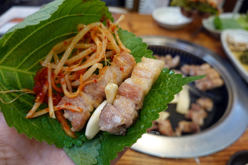 味贊王烤肉｜在地人推薦釜山西面烤肉店,超級好吃五花肉!