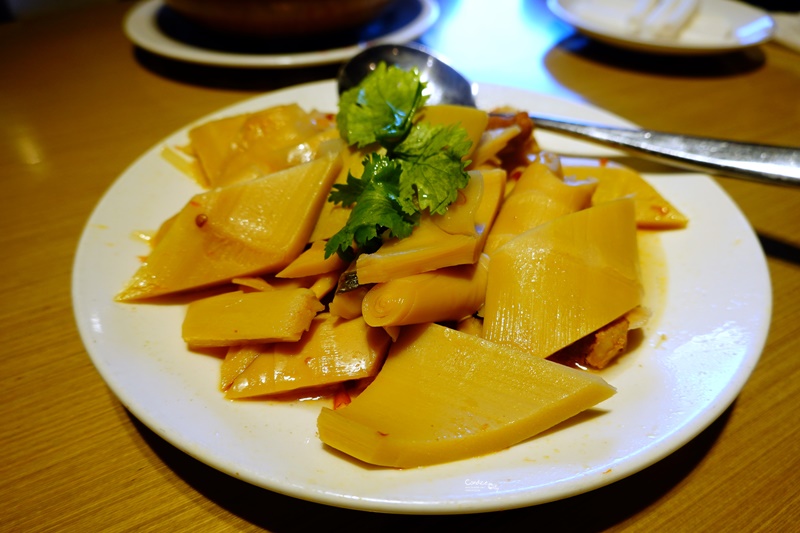 金蓬萊遵古台菜餐廳｜米其林餐廳推薦,天母聚餐首選!招牌排骨酥