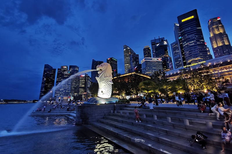 魚尾獅公園｜魚尾獅媽媽,新加坡100間星巴克!新加坡景點(新加坡夜景超美!) @陳小沁の吃喝玩樂
