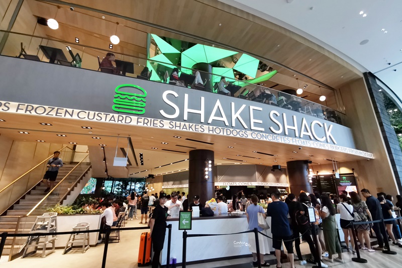 Shake Shack 新加坡｜紐約第一名美式漢堡!新加坡樟宜機場美食