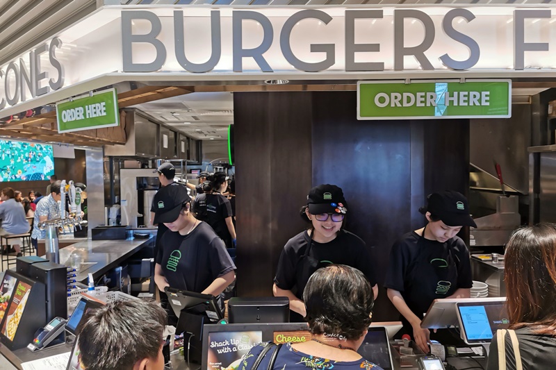 Shake Shack 新加坡｜紐約第一名美式漢堡!新加坡樟宜機場美食