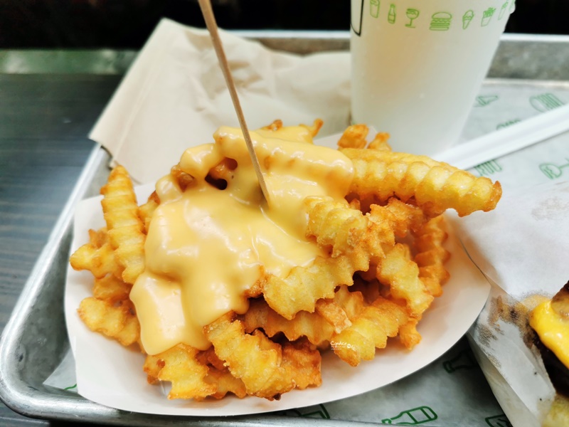 Shake Shack 新加坡｜紐約第一名美式漢堡!新加坡樟宜機場美食