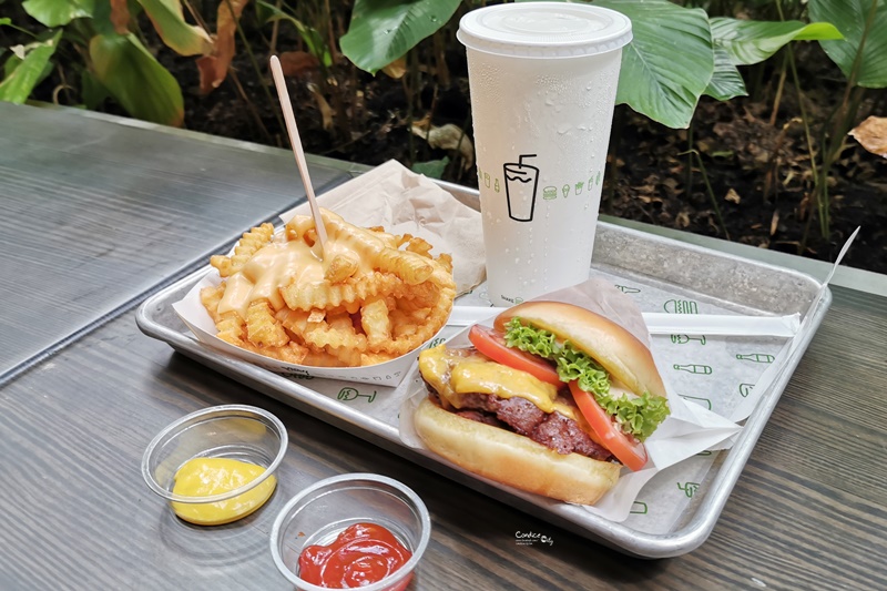 Shake Shack 新加坡｜紐約第一名美式漢堡!新加坡樟宜機場美食