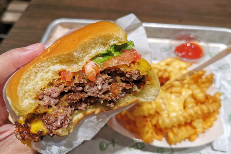 Shake Shack 新加坡｜紐約第一名美式漢堡!新加坡樟宜機場美食