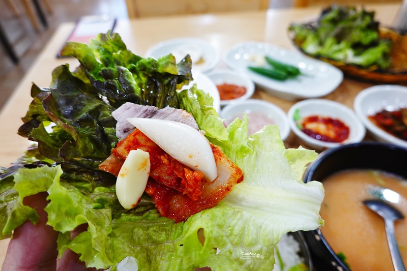 雙胞胎豬肉湯飯쌍둥이돼지국밥｜釜山美食,大淵站必吃!水煮豬肉菜包肉超好吃!