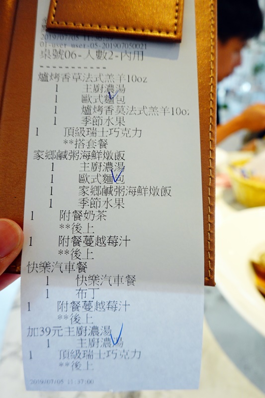 BUNA CAF’E 布納咖啡館 內湖店｜大理石加純白歐風咖啡廳!超好拍內湖咖啡廳