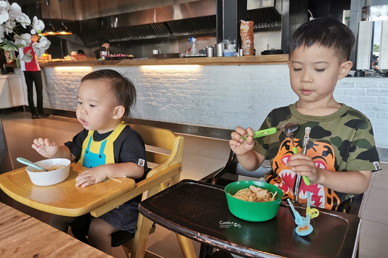 托斯卡尼尼義大利庭園餐廰 中壢店｜味道好,平價,大片草坪的親子餐廳(桃園美食)