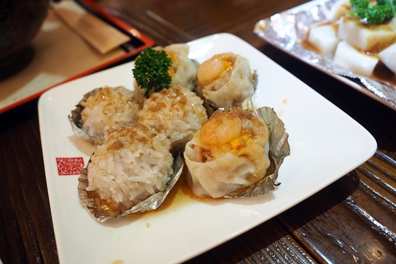 丹丹漢堡港和店｜高雄早餐推薦,鹹酥雞雞肉羹+漢堡好吃!