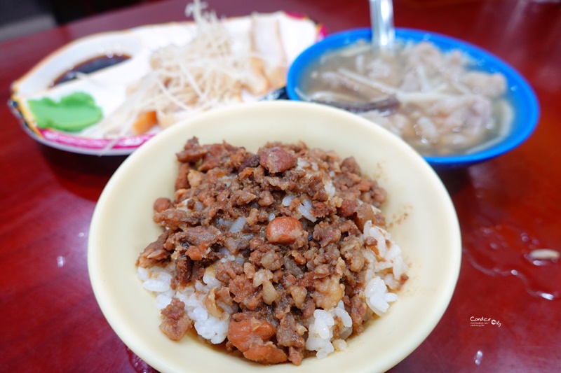 三元號魯肉飯｜老牌台北滷肉飯,寧夏夜市必吃!魚翅肉羹必點! @陳小沁の吃喝玩樂