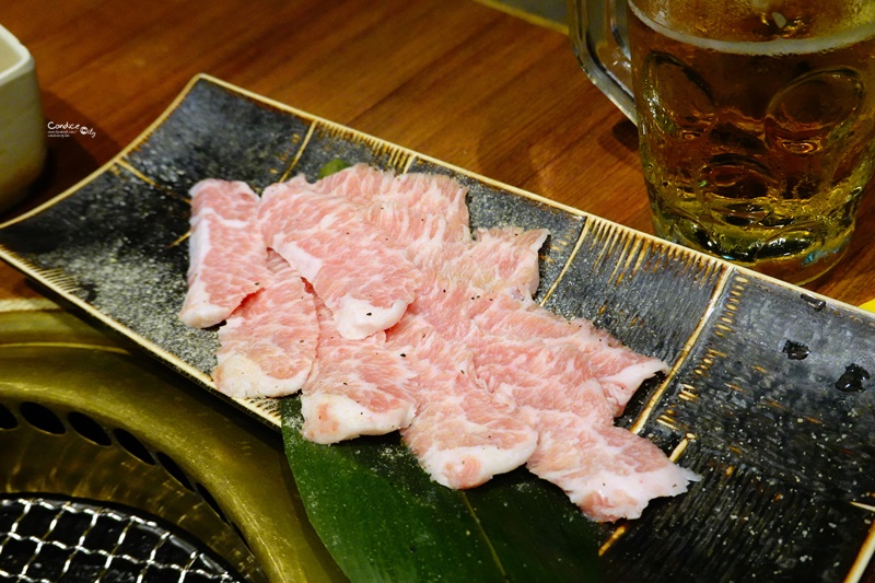 乾杯列車 板橋站｜車站內的乾杯燒肉,板橋車站美食!燒肉啤酒好讚!