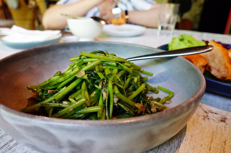 Woo Taiwan泰國料理 大直｜花園裡用餐,超好吃創意台北泰式料理!