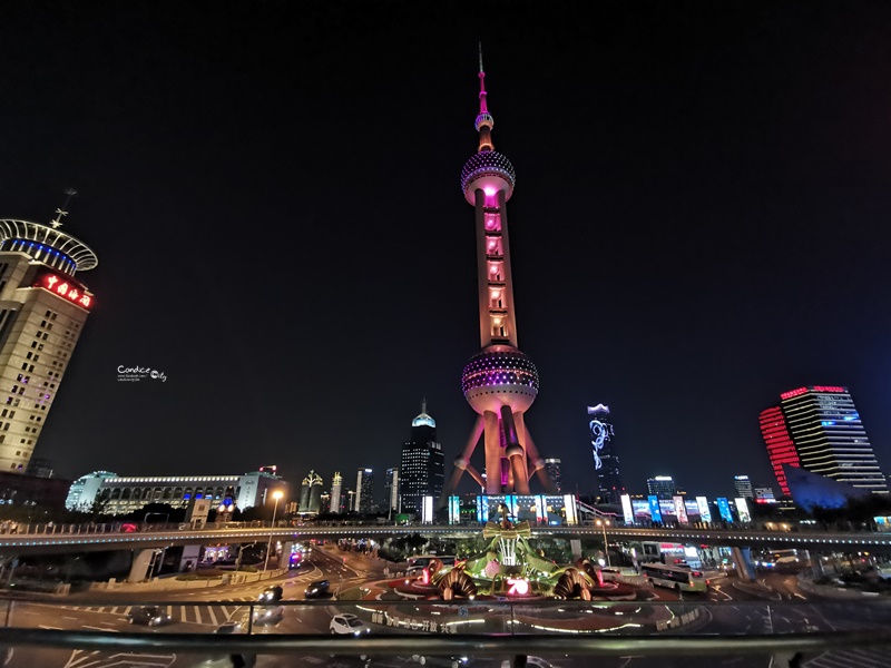 東方明珠塔｜上海景點必去!透明觀光層,259M超高遠眺上海夜景!